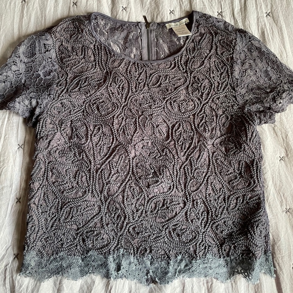Charlotte Russe Gray cropped shirt